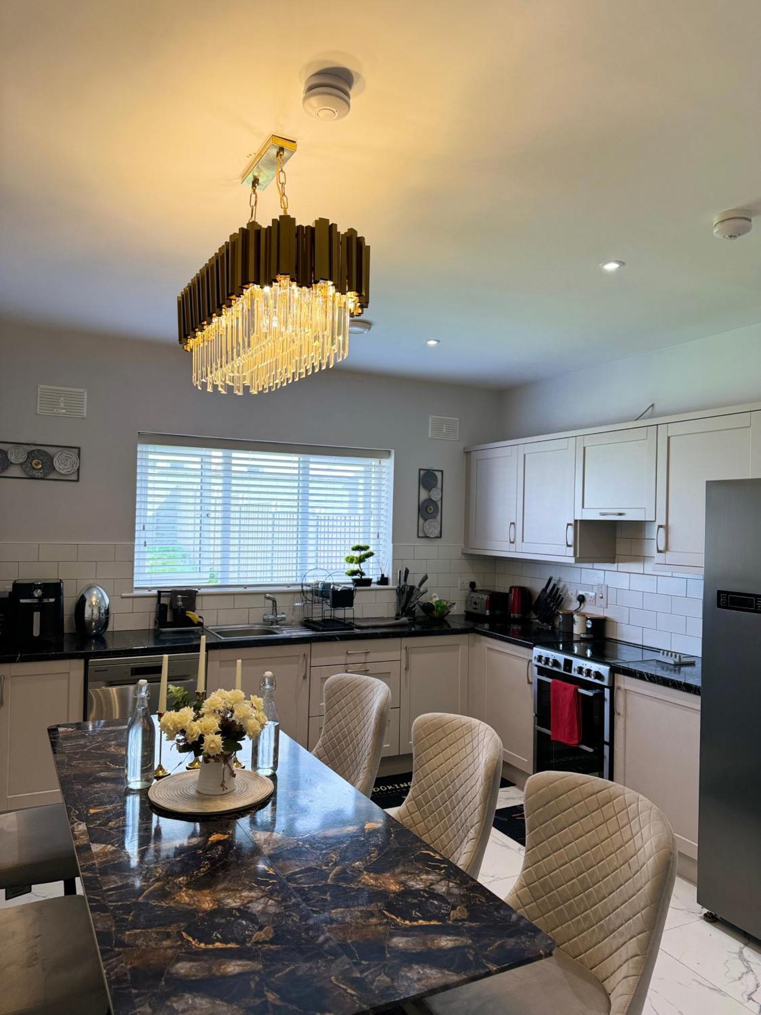 Modern Double & Single Room With Cozy Vibes Athy Eksteriør billede