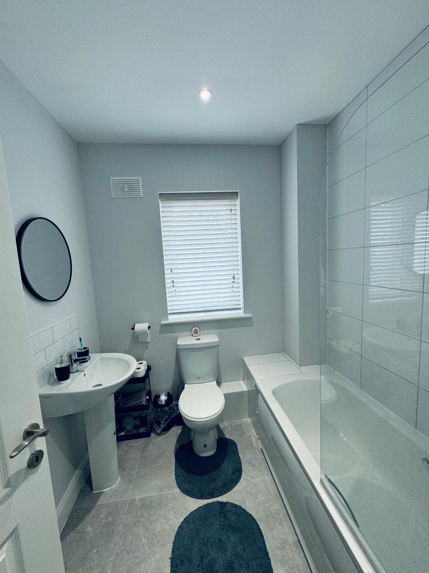 Modern Double & Single Room With Cozy Vibes Athy Eksteriør billede