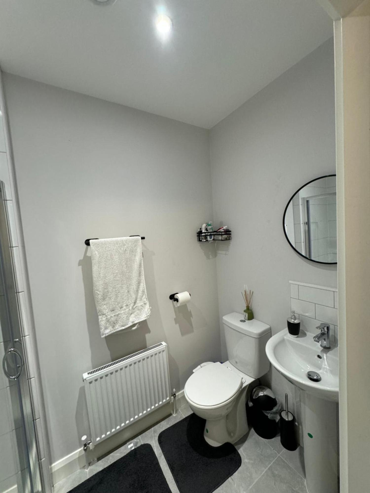 Modern Double & Single Room With Cozy Vibes Athy Eksteriør billede